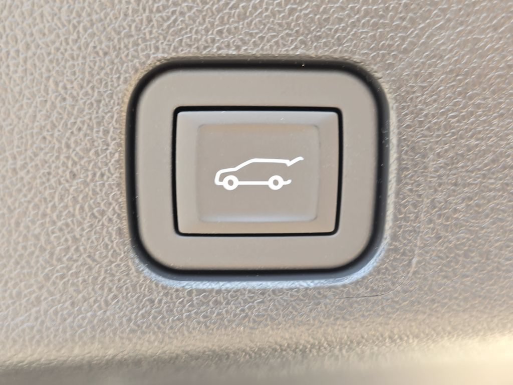 New 2026 GMC Acadia Elevation w/ Elevation Premium Package FWD image 14