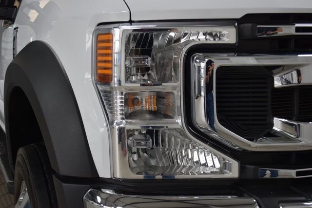 Used 2022 Ford F550 4x4 Crew Cab Super Duty w/ XLT Value Package image 6