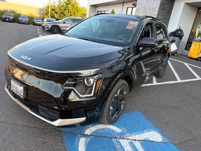 Used 2024 Kia Niro Wind FWD image 3