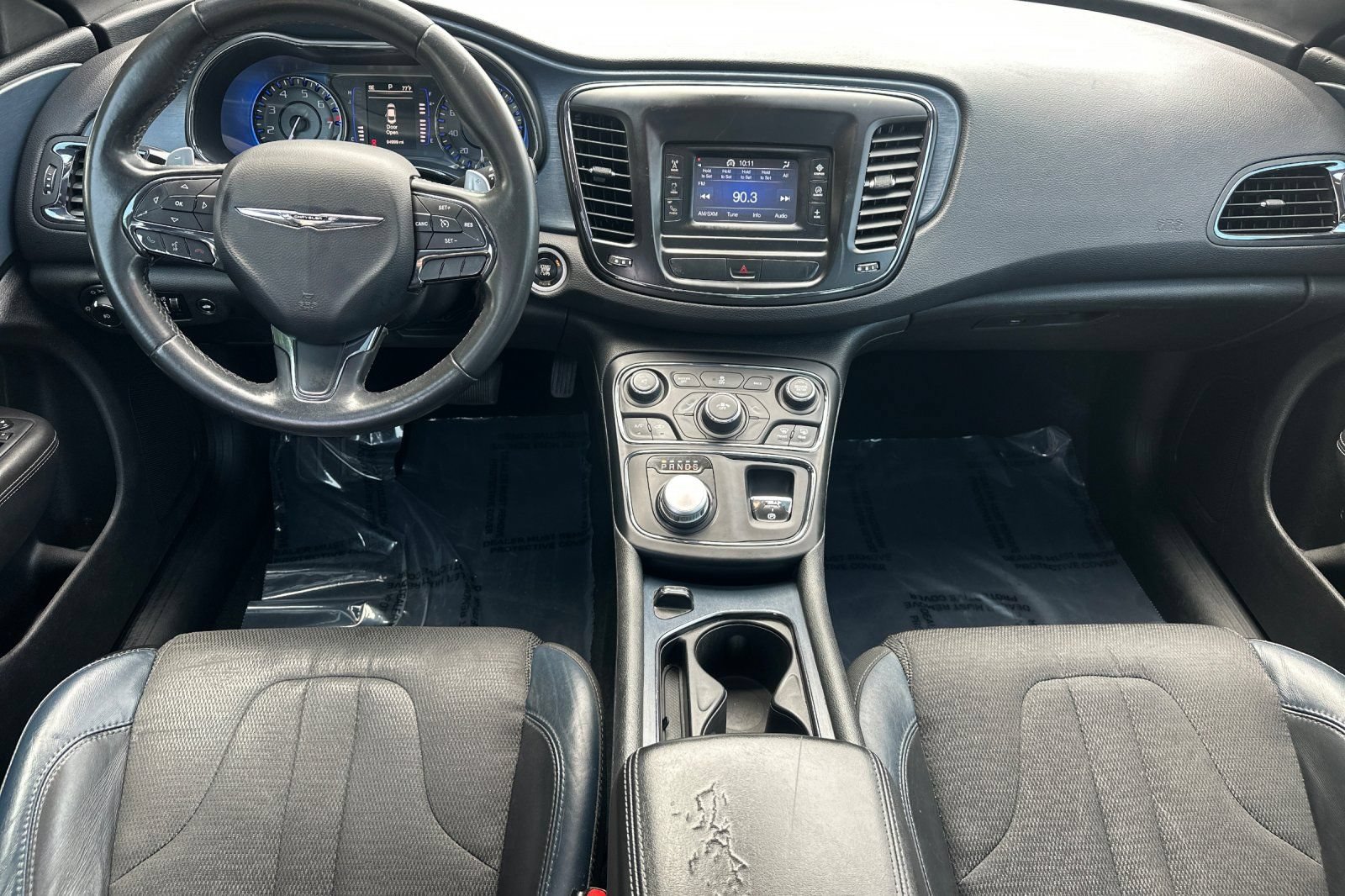 Used 2015 Chrysler 200 S FWD image 13