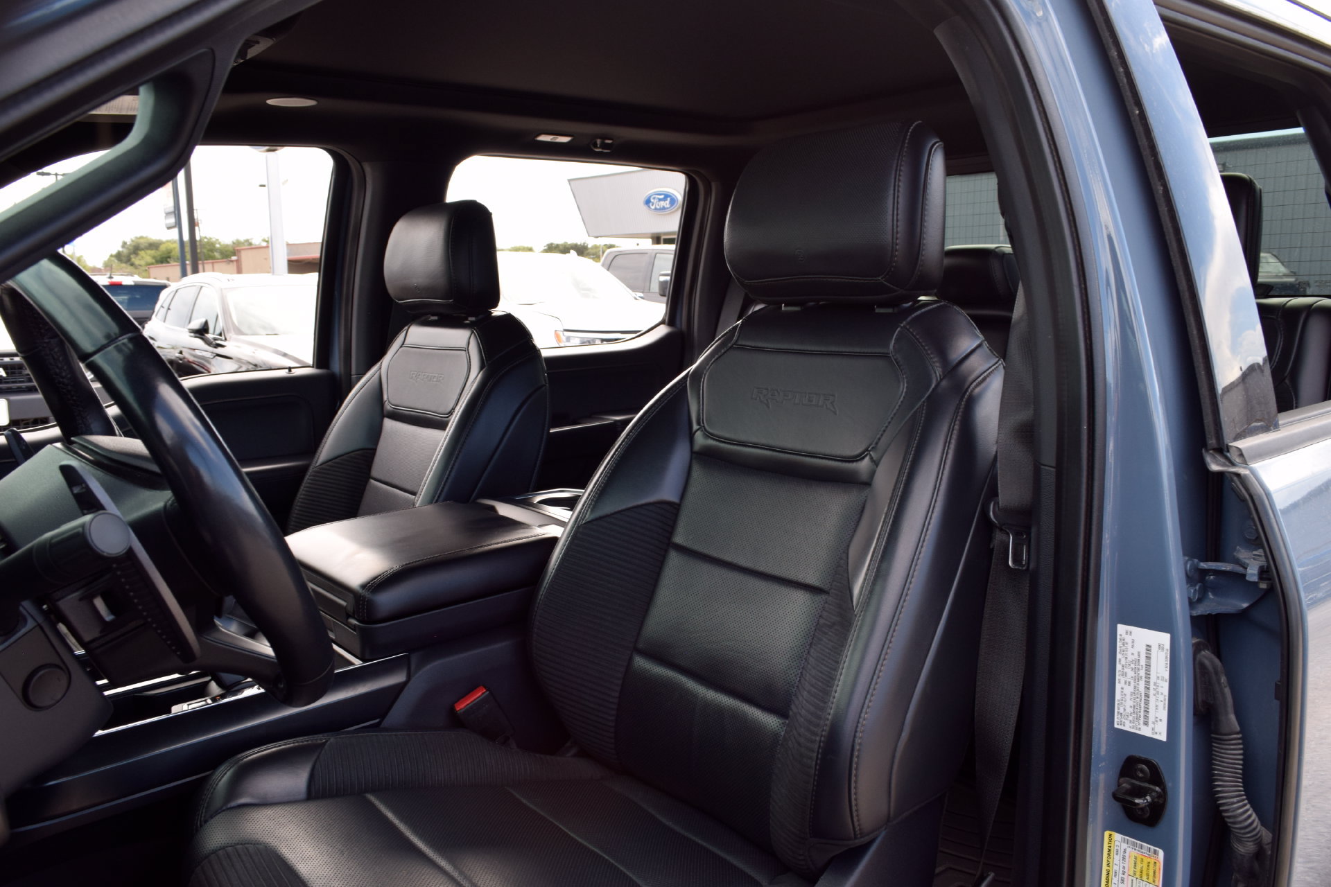 Used 2023 Ford F150 Raptor AWD/4WD image 17