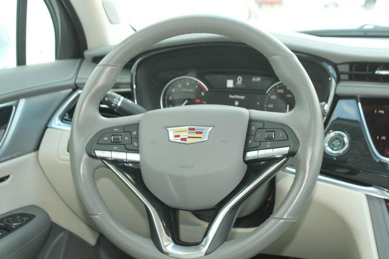 Certified 2024 Cadillac XT6 Premium Luxury image 6