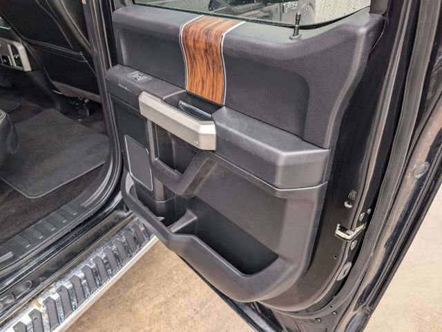 Used 2018 Ford F150 Lariat image 31