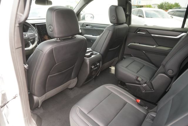 Used 2024 GMC Acadia Elevation w/ Super Cruise Package image 12