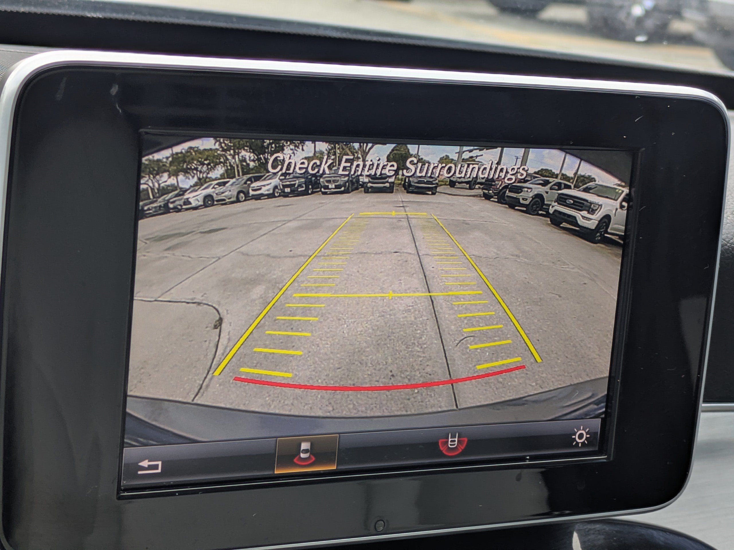 Used 2015 Mercedes-Benz C 300 4MATIC Sedan image 21