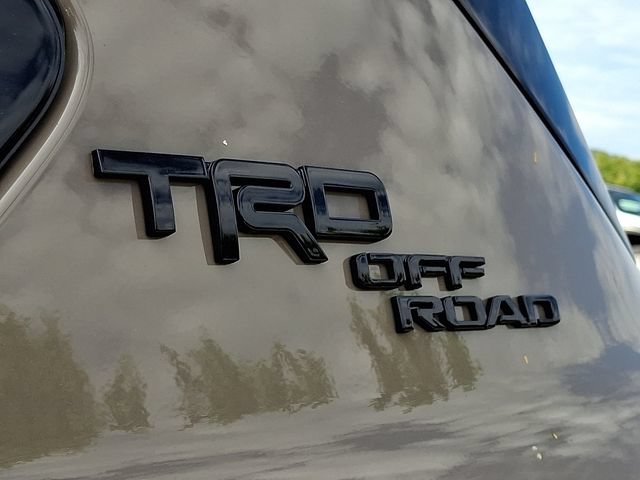 New 2026 Toyota Sequoia Platinum w/ TRD Off-Road Package AWD/4WD image 11
