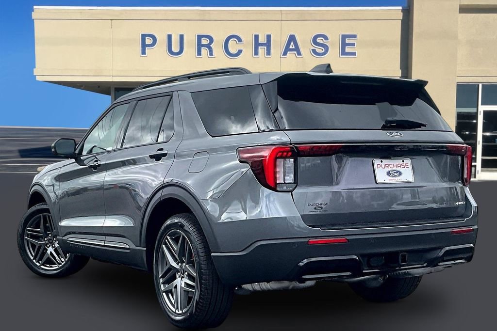 New 2026 Ford Explorer ST-Line w/ ST-Line Street Pack image 3