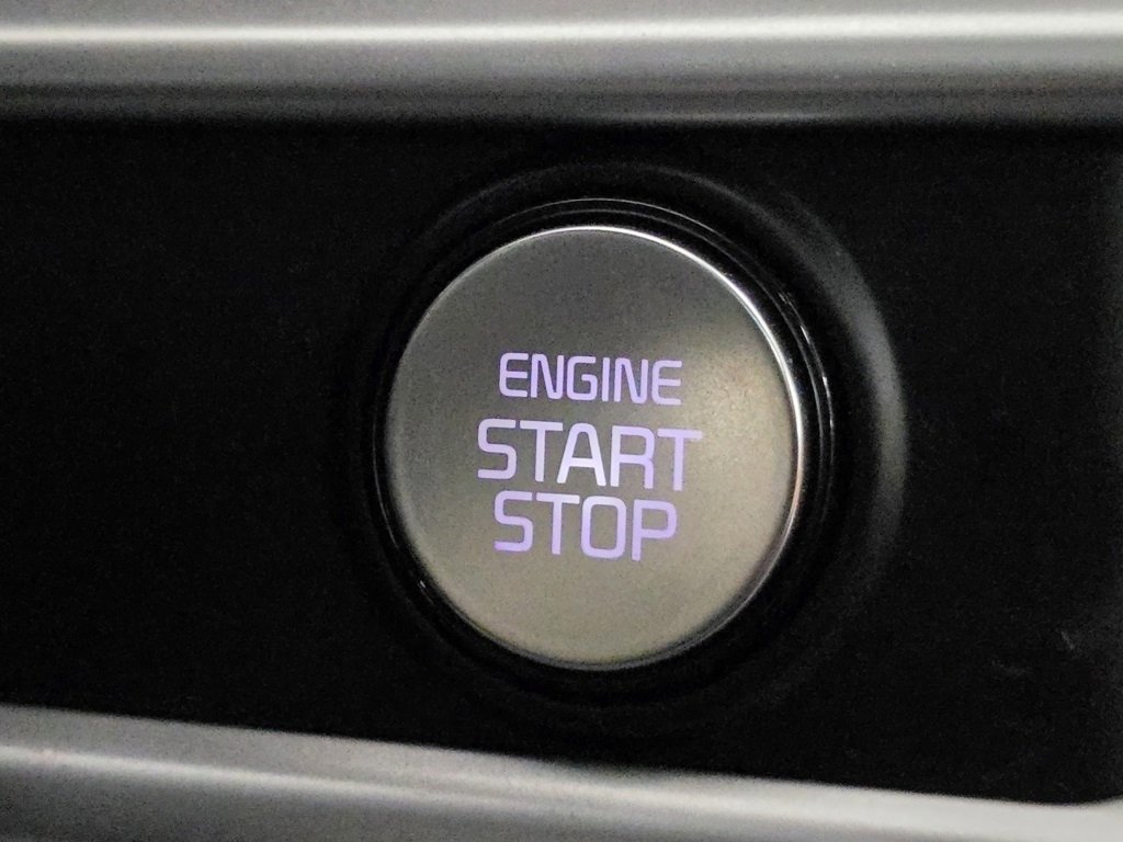 Used 2023 Kia K5 GT-Line image 33