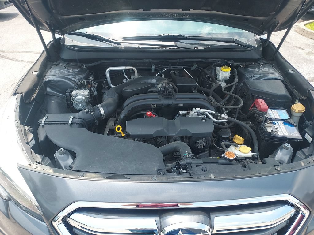 Used 2018 Subaru Outback 2.5i Limited AWD/4WD image 35