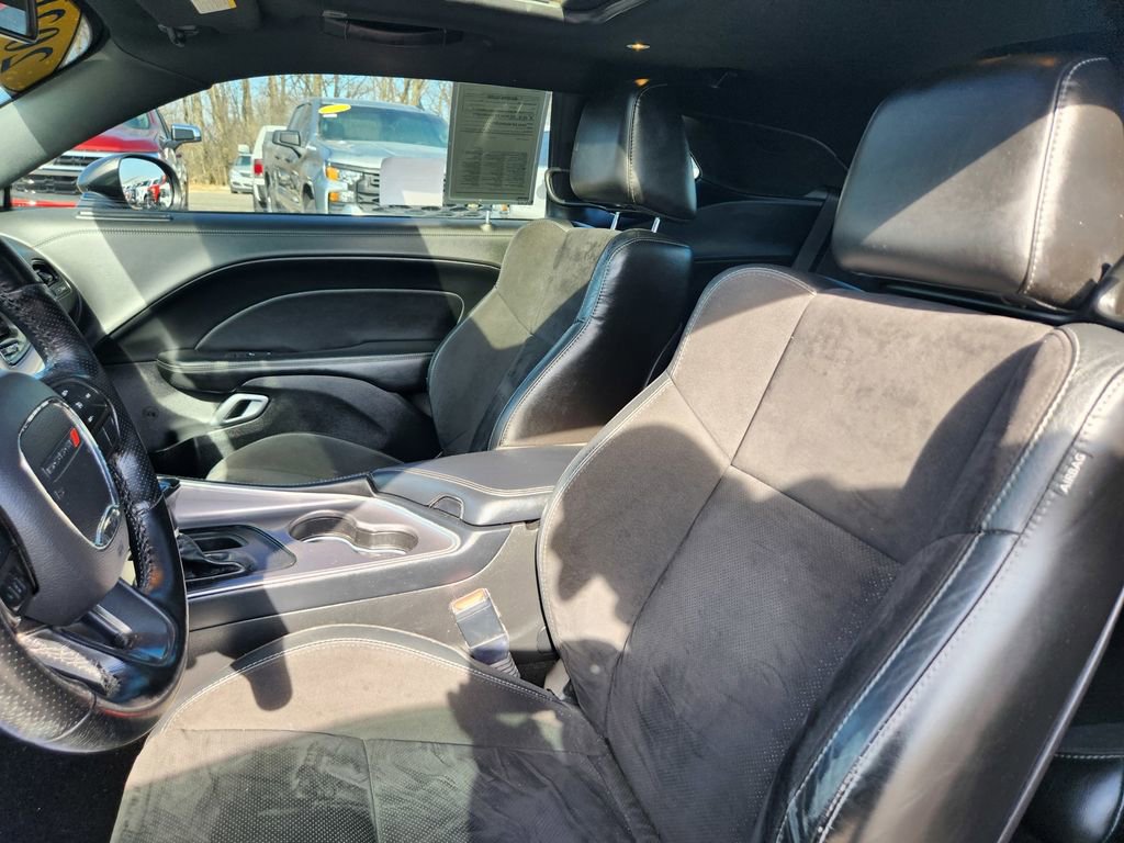 Used 2021 Dodge Challenger GT w/ Plus Package image 28