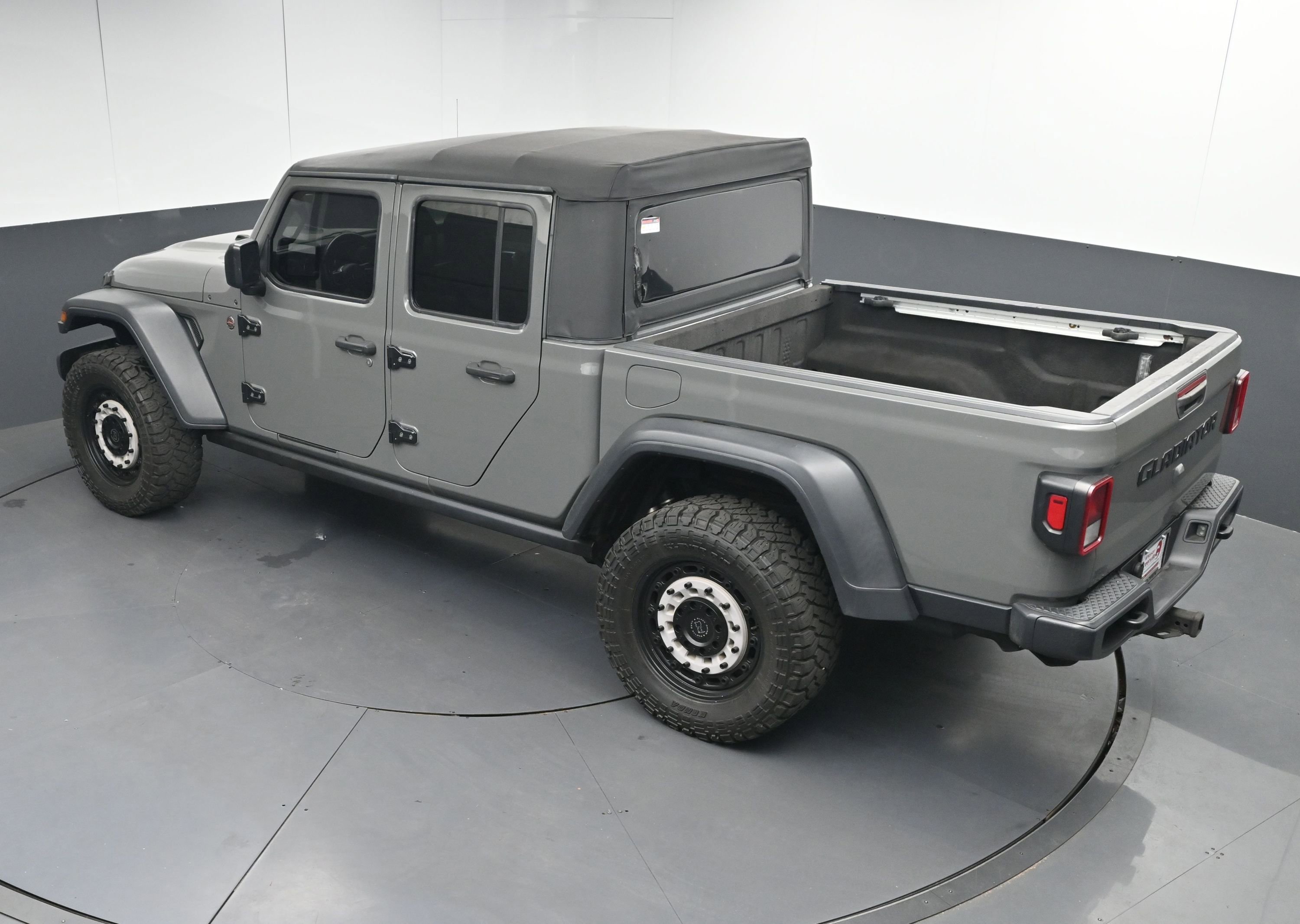 Used 2020 Jeep Gladiator Mojave image 37