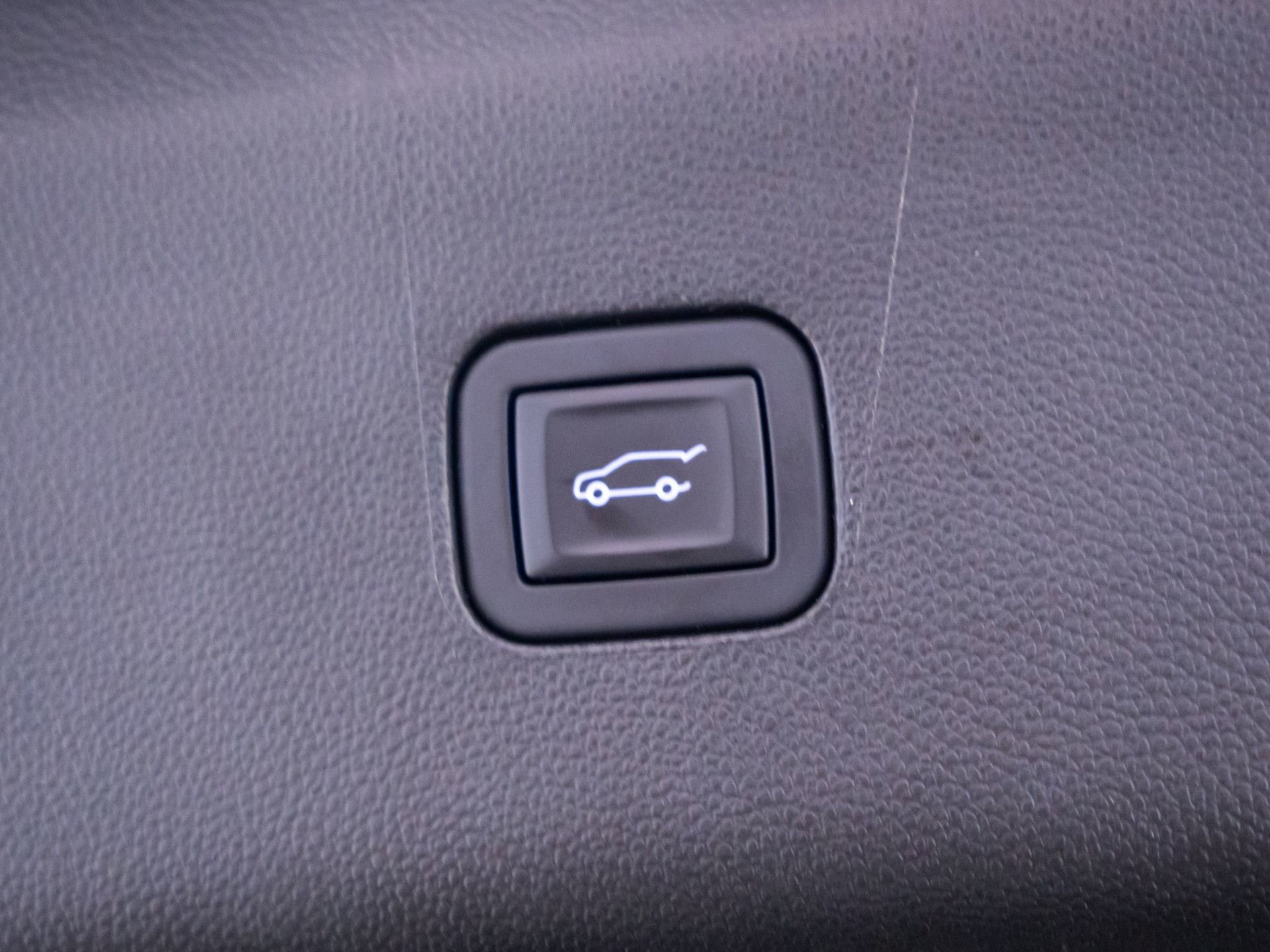 Used 2023 Buick Enclave Premium w/ Experience Buick Package image 35