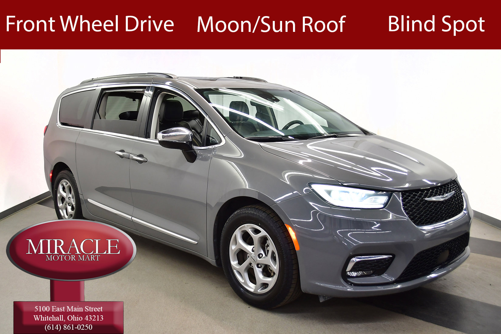 Used 2023 Chrysler Pacifica Limited FWD image 41