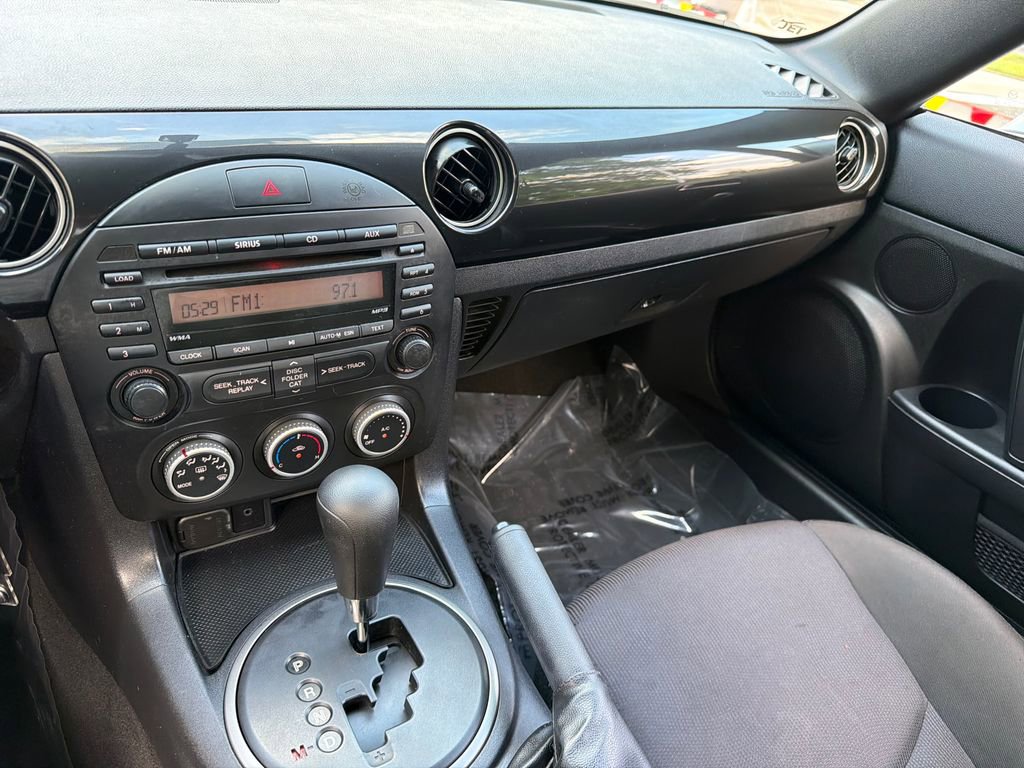 Used 2013 MAZDA MX-5 Miata Sport RWD image 20