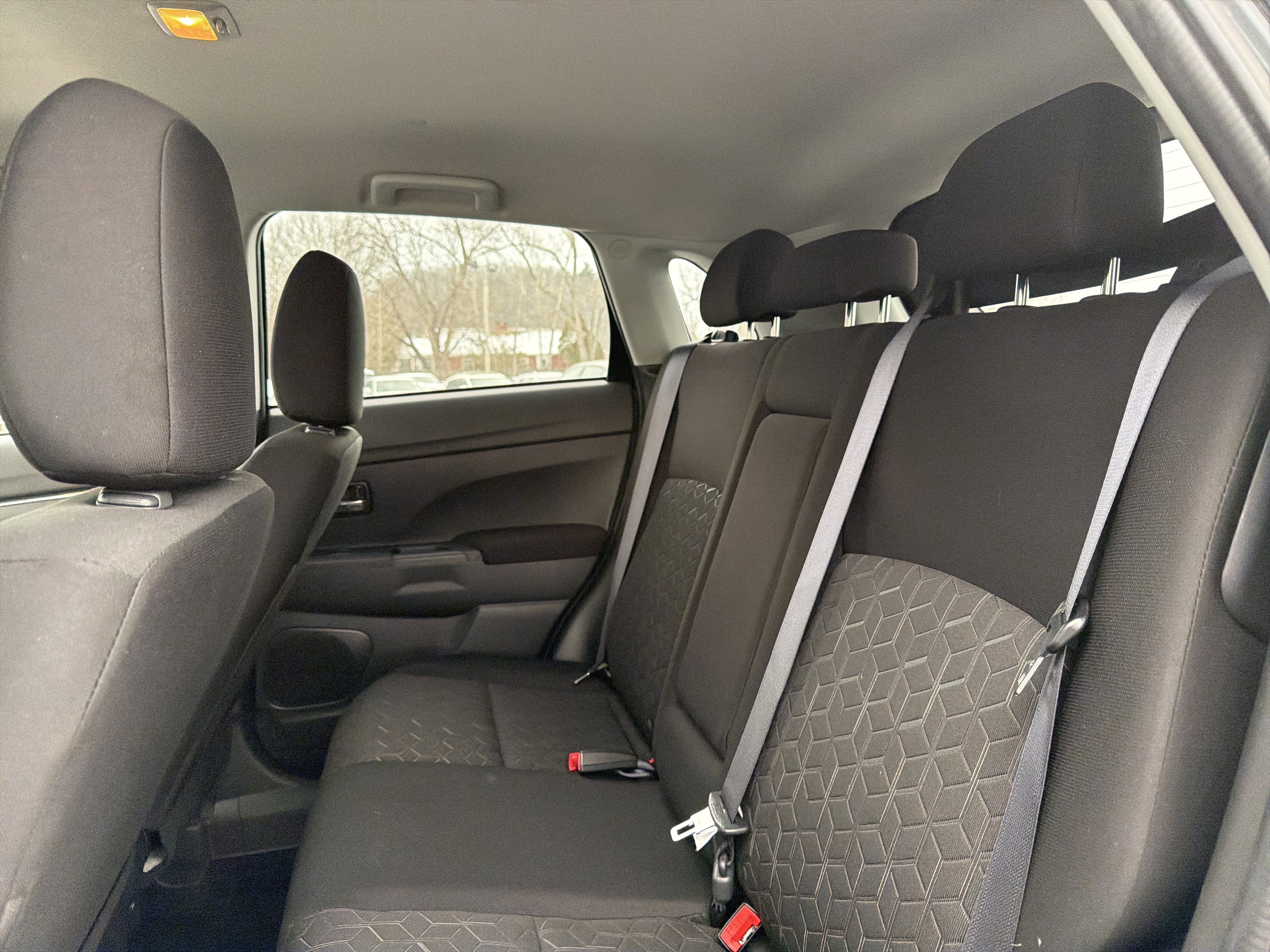 Used 2024 Mitsubishi Outlander Sport ES image 27