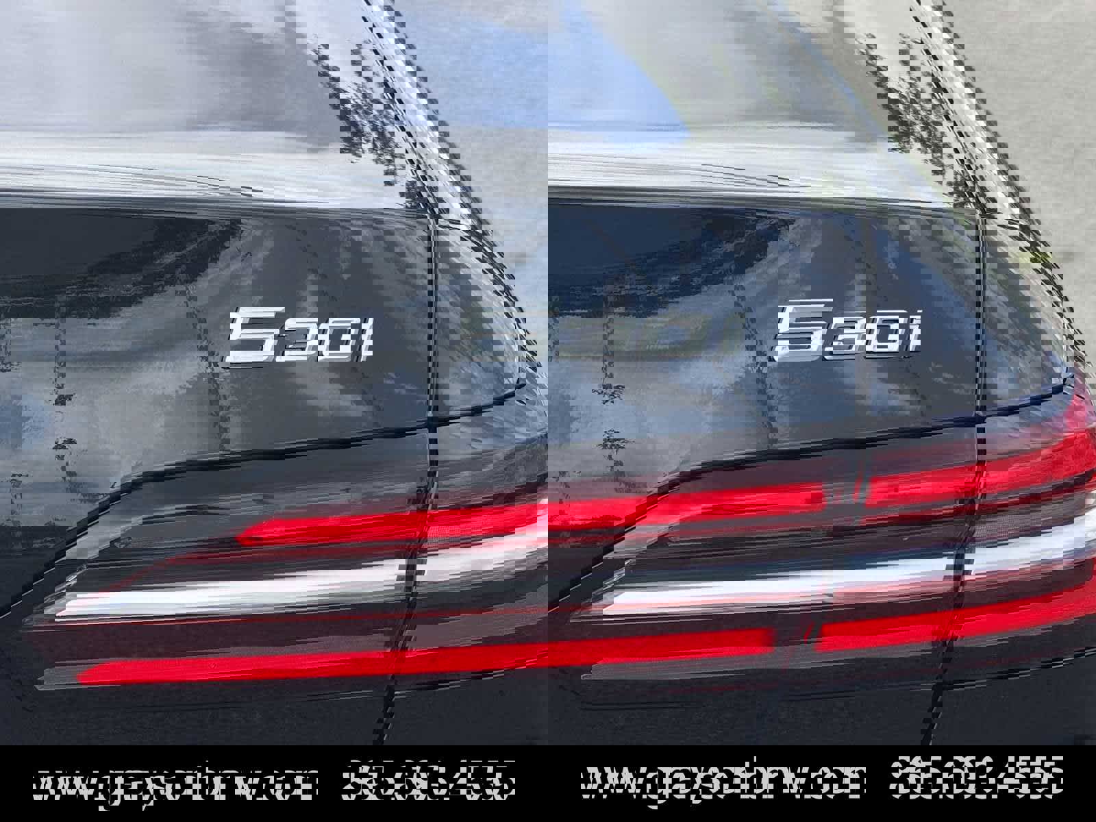 Used 2026 BMW 530i w/ Executive Package image 32