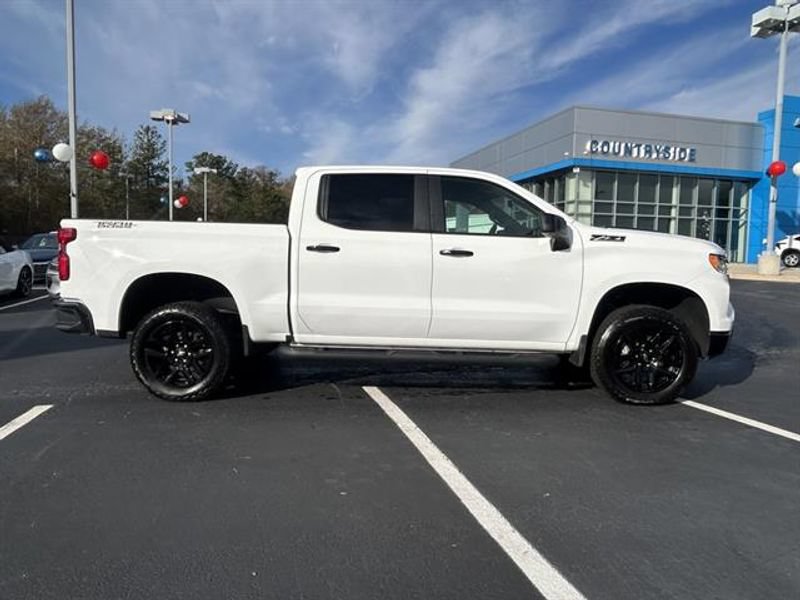 Used 2025 Chevrolet Silverado 1500 LT Trail Boss w/ Convenience Package II AWD/4WD image 5