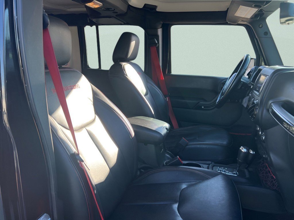 Used 2017 Jeep Wrangler Unlimited Rubicon image 17