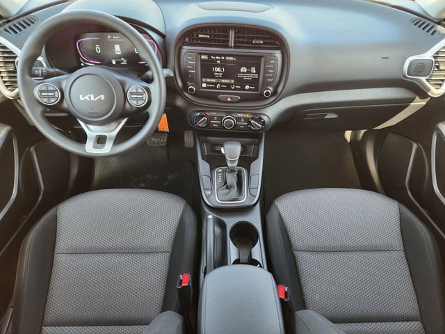 Certified 2025 Kia Soul LX FWD image 25