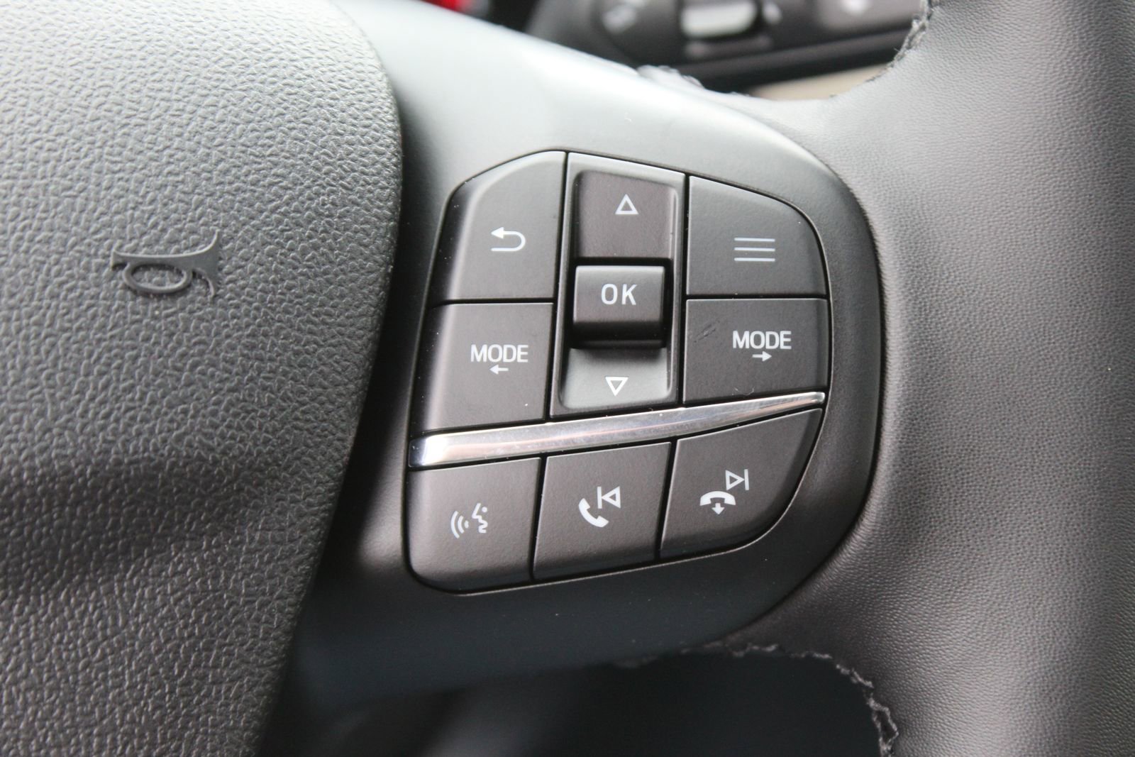 New 2026 Ford Maverick Lariat image 28