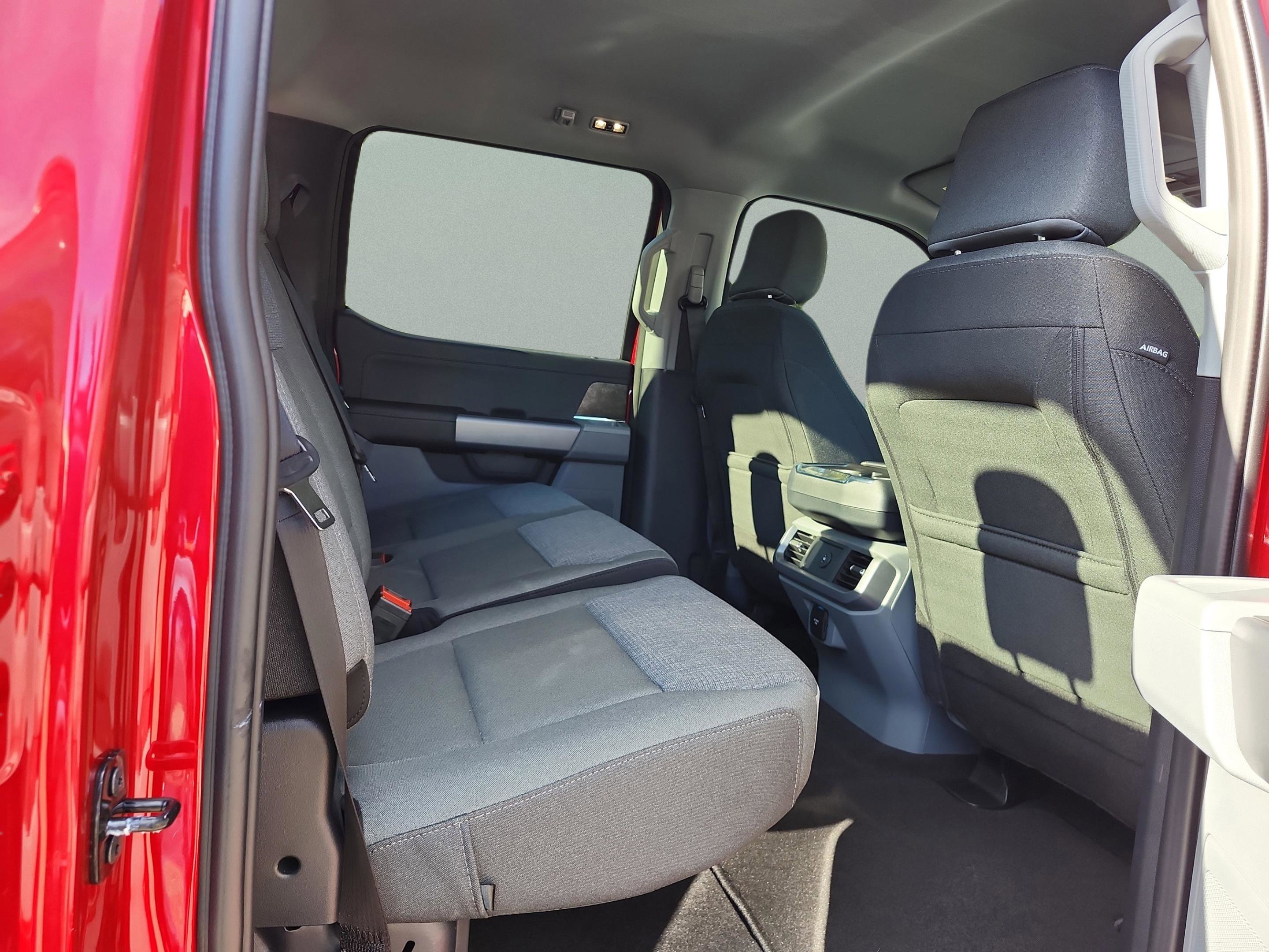 New 2025 Ford F150 Lightning XLT image 24