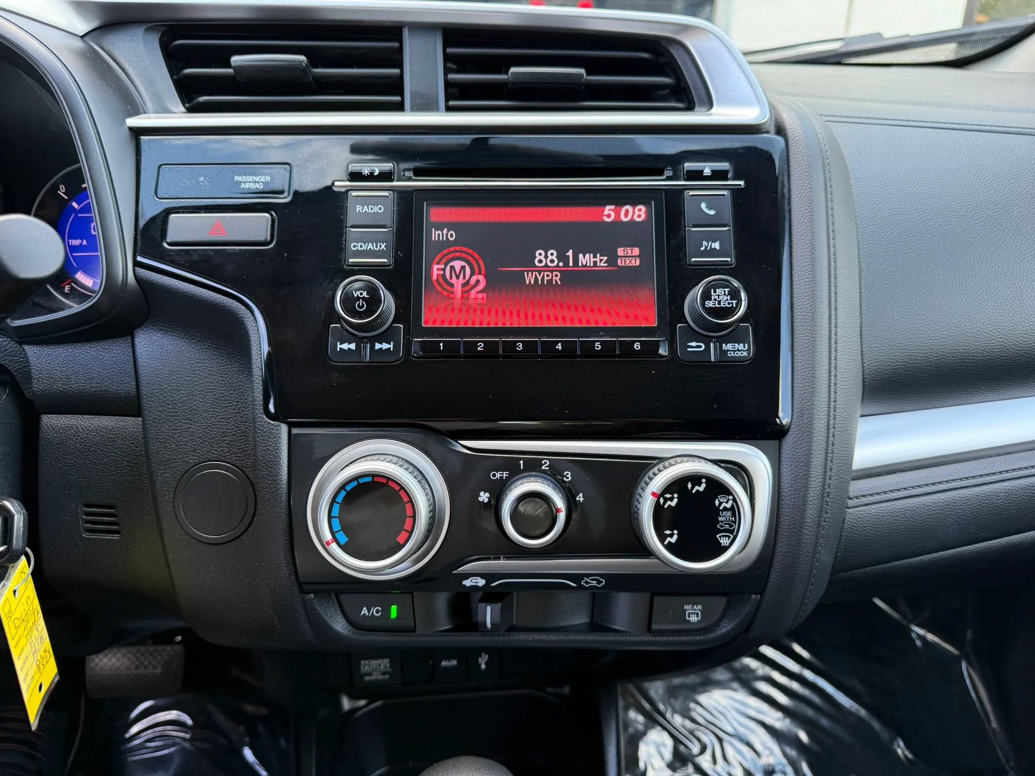 Used 2016 Honda Fit LX image 32