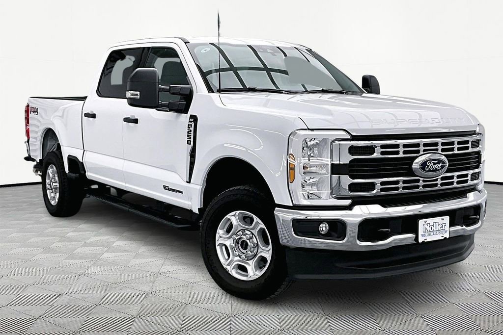Certified 2025 Ford F250 XLT w/ FX4 Off-Road Package image 12
