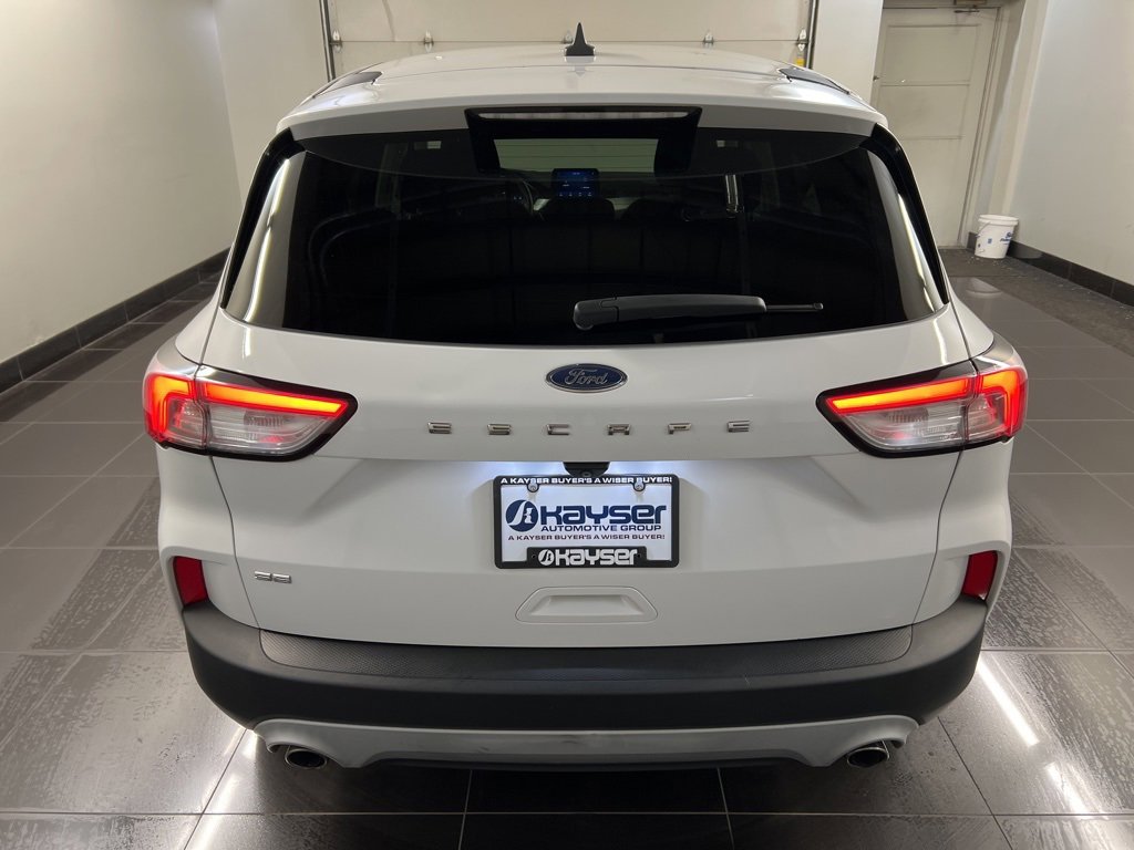 Certified 2022 Ford Escape SE image 5
