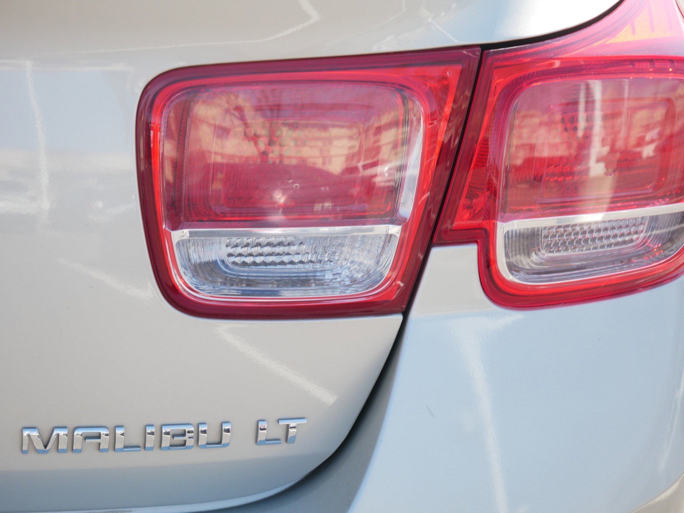 Used 2015 Chevrolet Malibu LT w/ Power Convenience Package FWD image 17