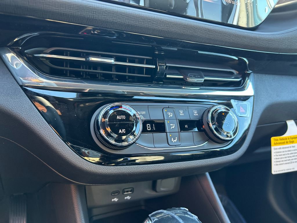 New 2026 Buick Envista Sport Touring FWD image 25