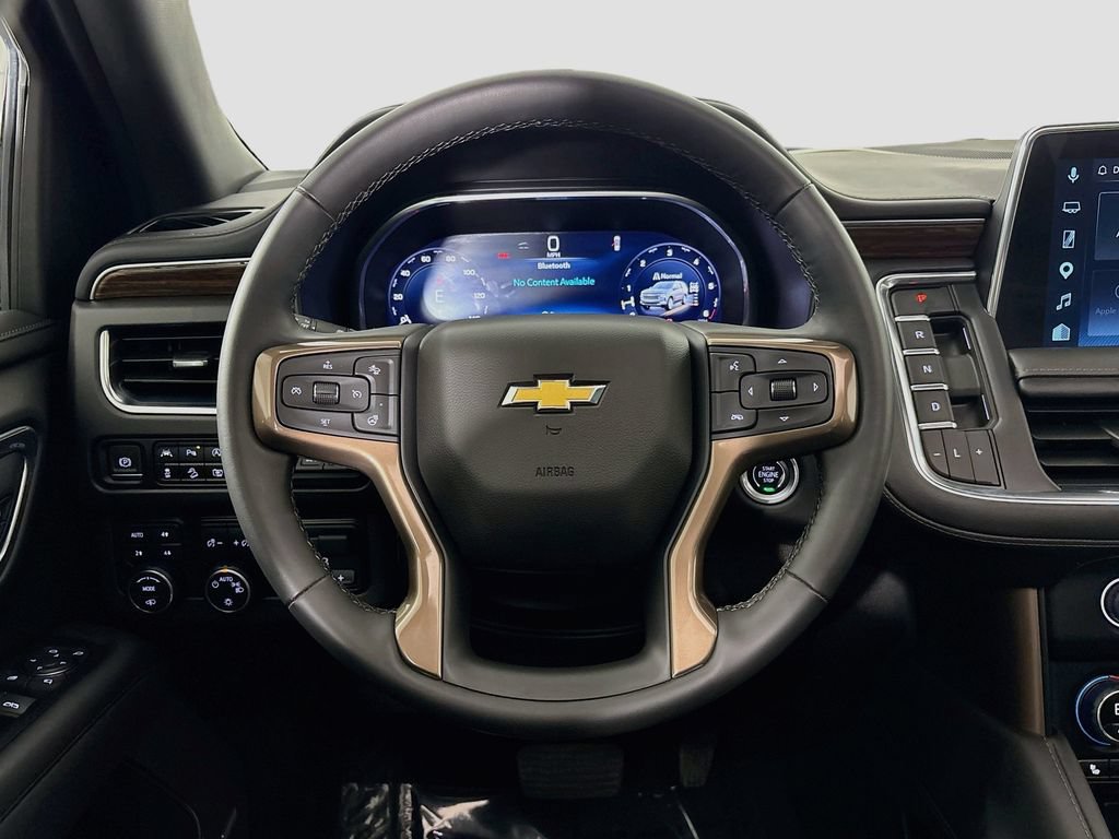 Certified 2024 Chevrolet Suburban High Country AWD/4WD image 13