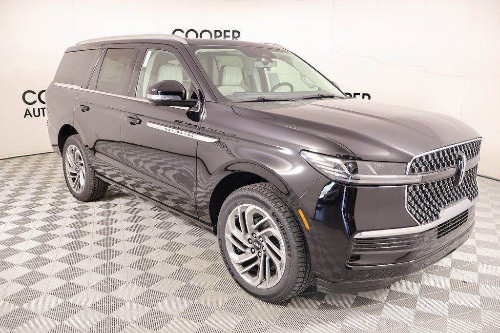 New 2025 Lincoln Navigator Reserve image 1