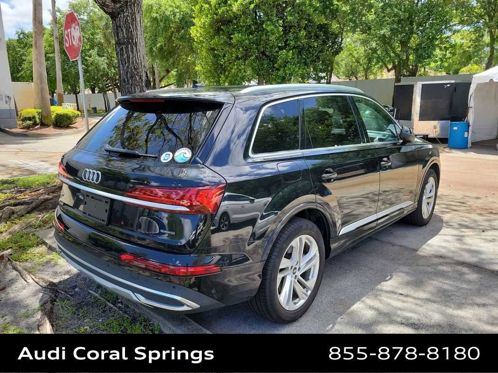 Certified 2023 Audi Q7 3.0T Premium w/ Convenience Package AWD/4WD image 13