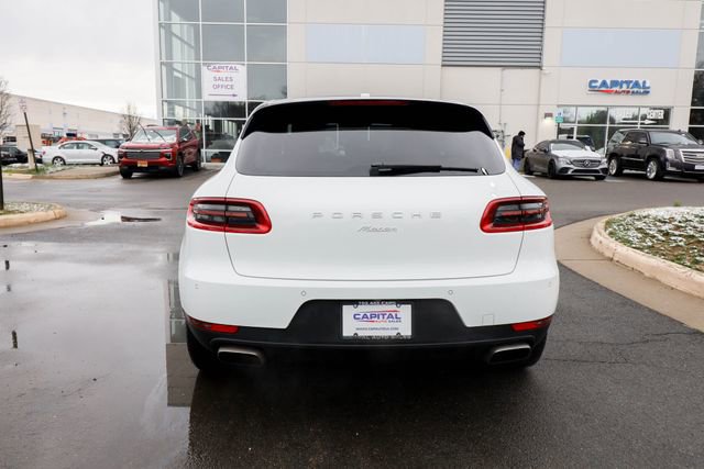 Used 2018 Porsche Macan Base image 12