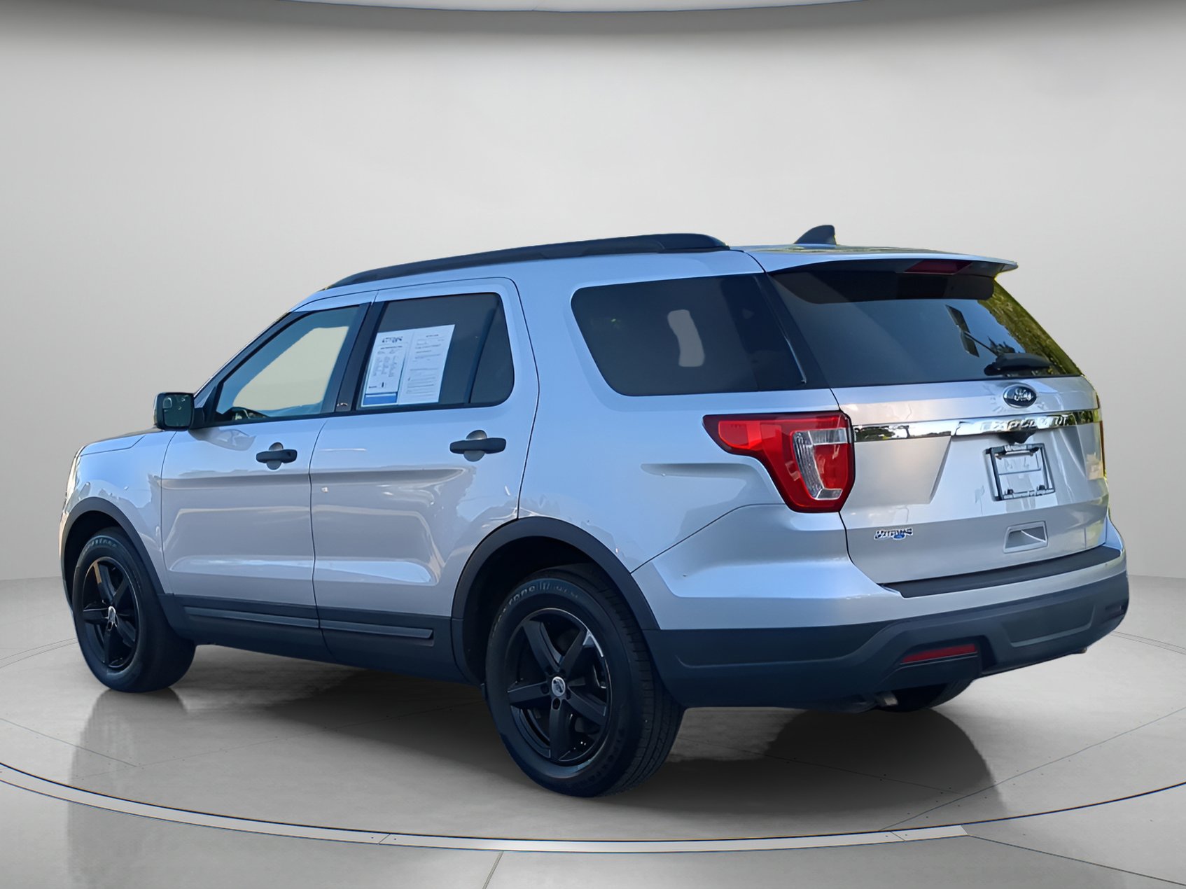 Used 2018 Ford Explorer FWD image 42