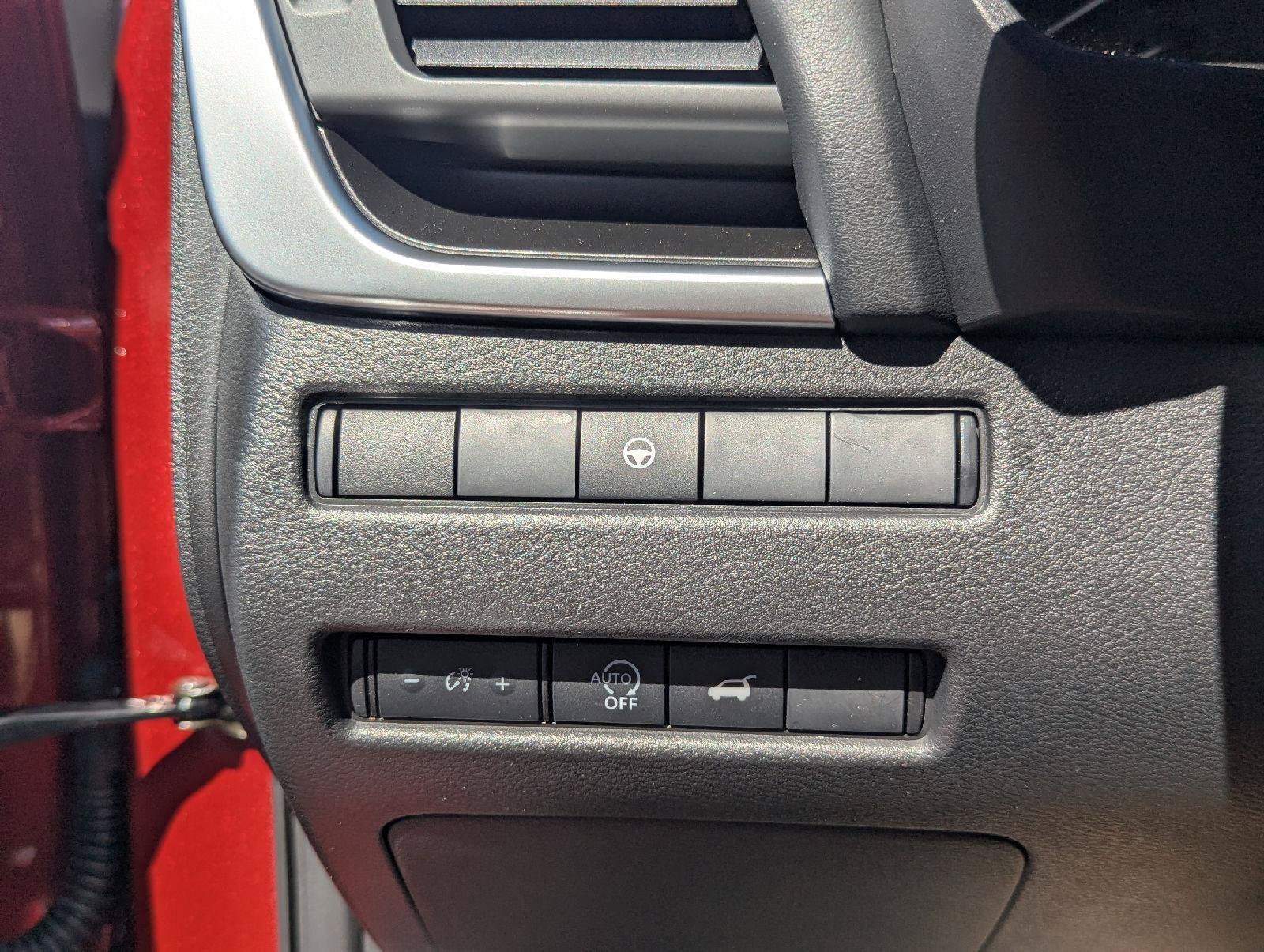 New 2026 Nissan Rogue SV AWD/4WD image 34