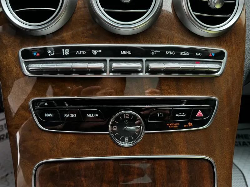 Used 2015 Mercedes-Benz C 300 4MATIC Sedan image 36