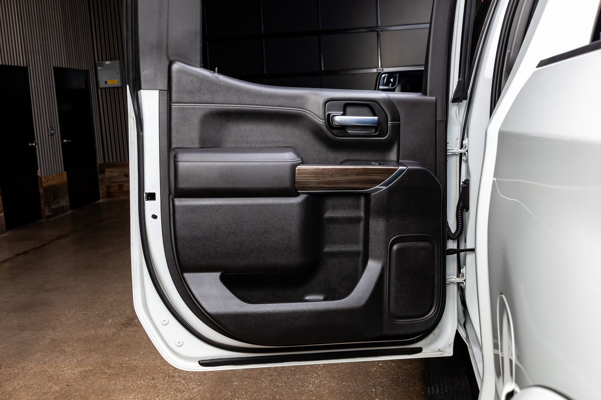 Used 2021 Chevrolet Silverado 1500 RST w/ Convenience Package II image 34