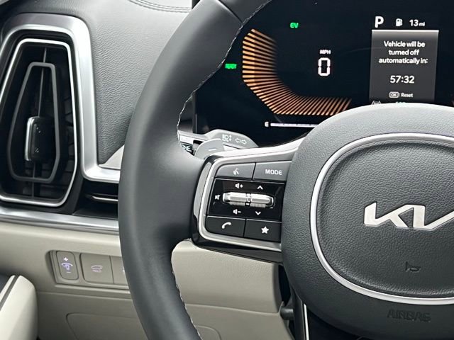 Used 2025 Kia Sorento EX image 23