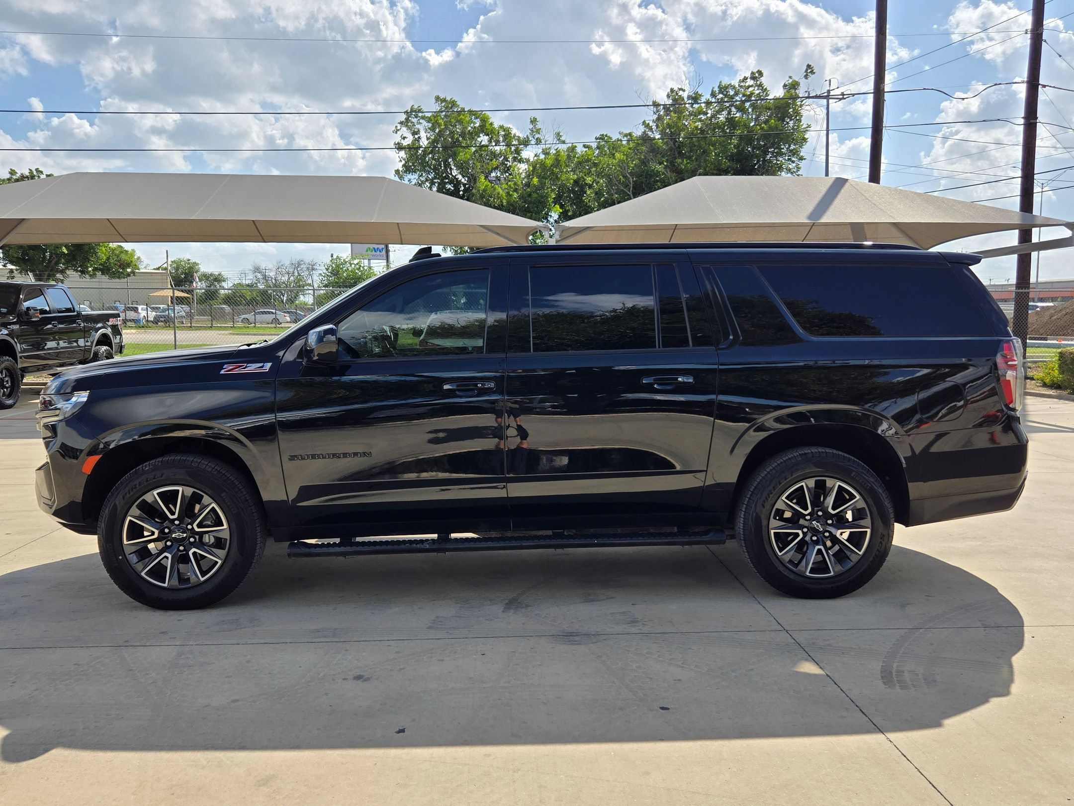 Certified 2021 Chevrolet Suburban Z71 AWD/4WD image 4