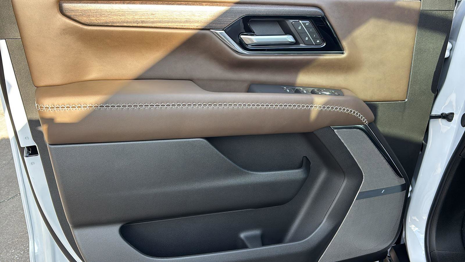 New 2026 GMC Yukon Denali Ultimate image 14