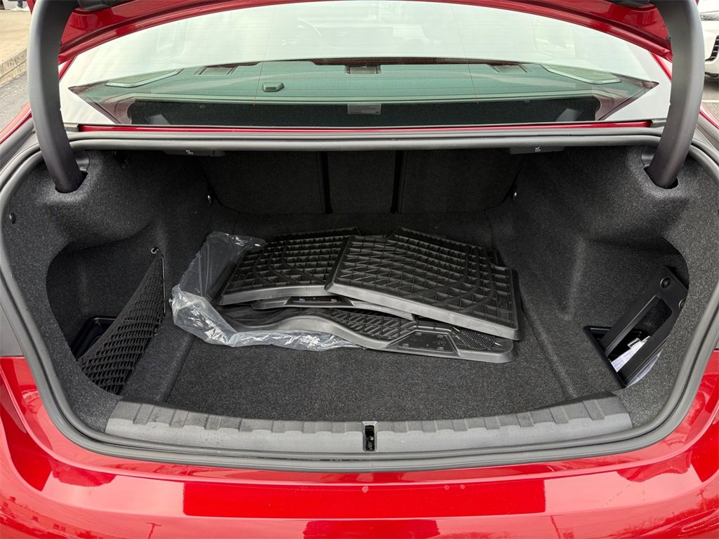 Certified 2025 BMW 330i xDrive Sedan w/ M Sport Package image 37