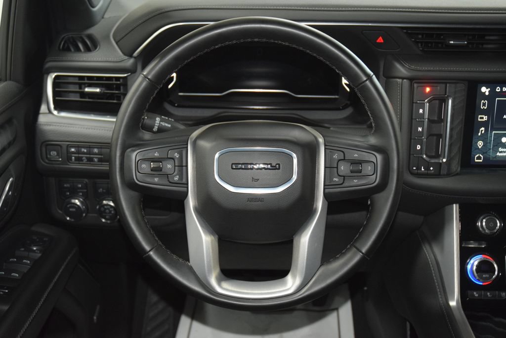 Used 2024 GMC Yukon XL Denali AWD/4WD image 38