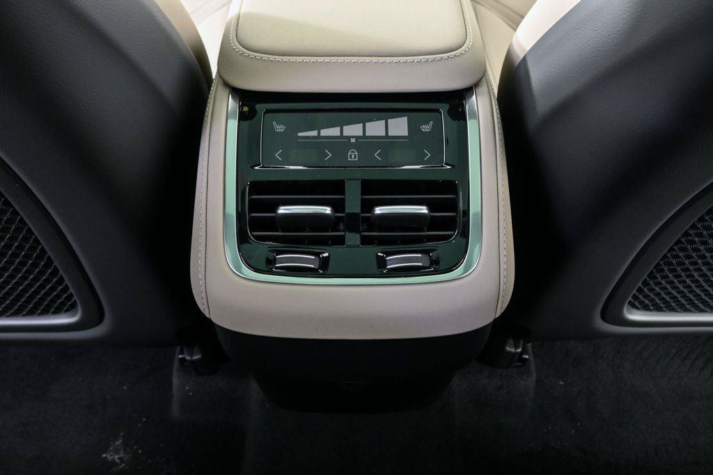 New 2026 Volvo XC90 B6 Plus AWD/4WD image 21