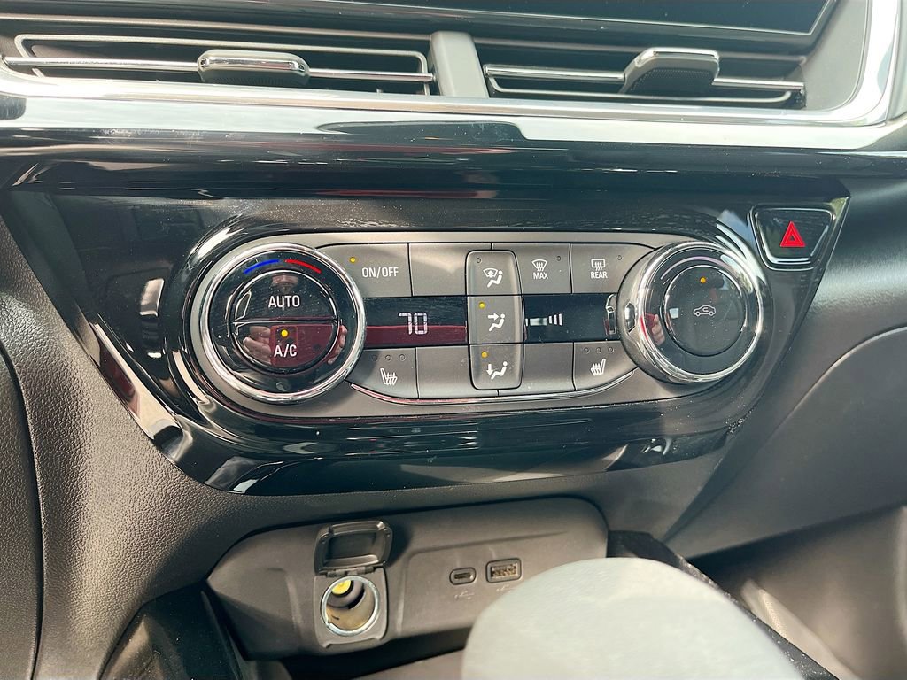 Used 2024 Chevrolet Trax RS w/ Driver Confidence Package image 15