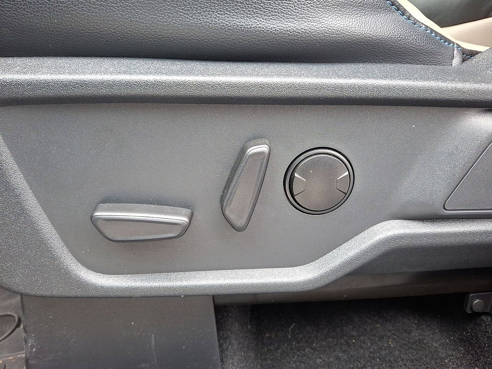 Used 2024 Ford Bronco Wildtrak image 18