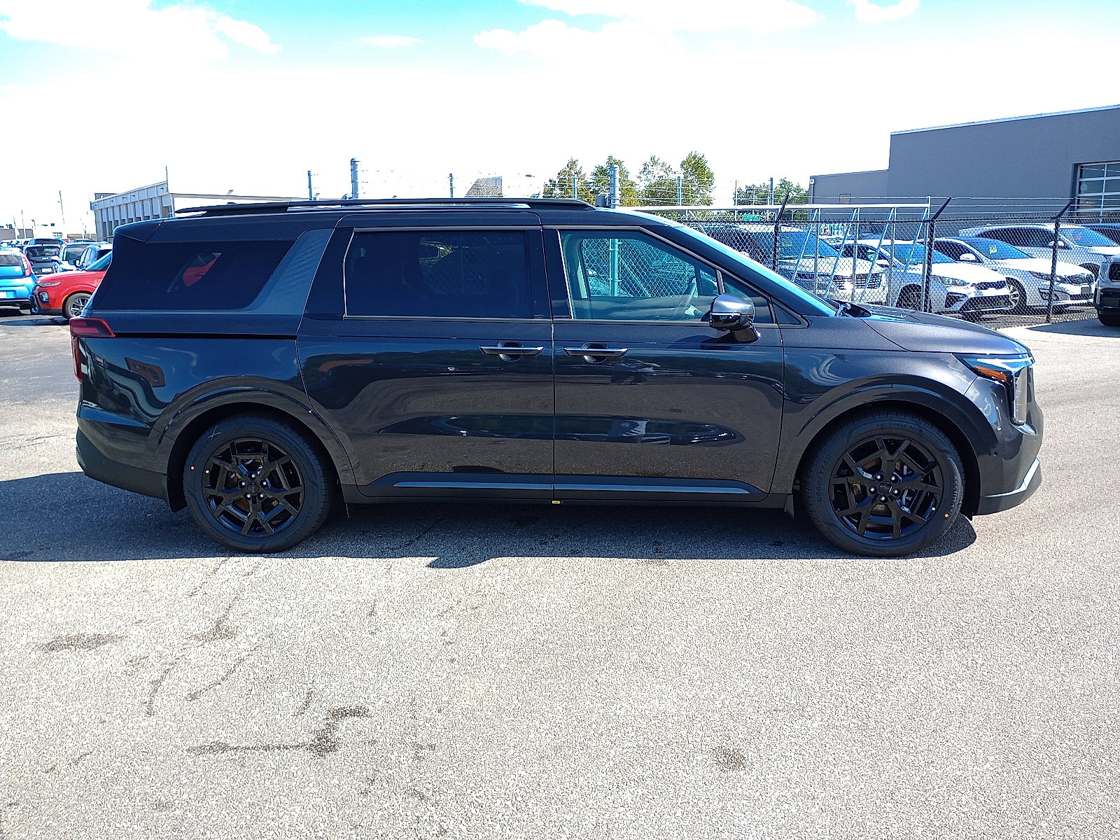 New 2026 Kia Carnival SX Prestige image 2