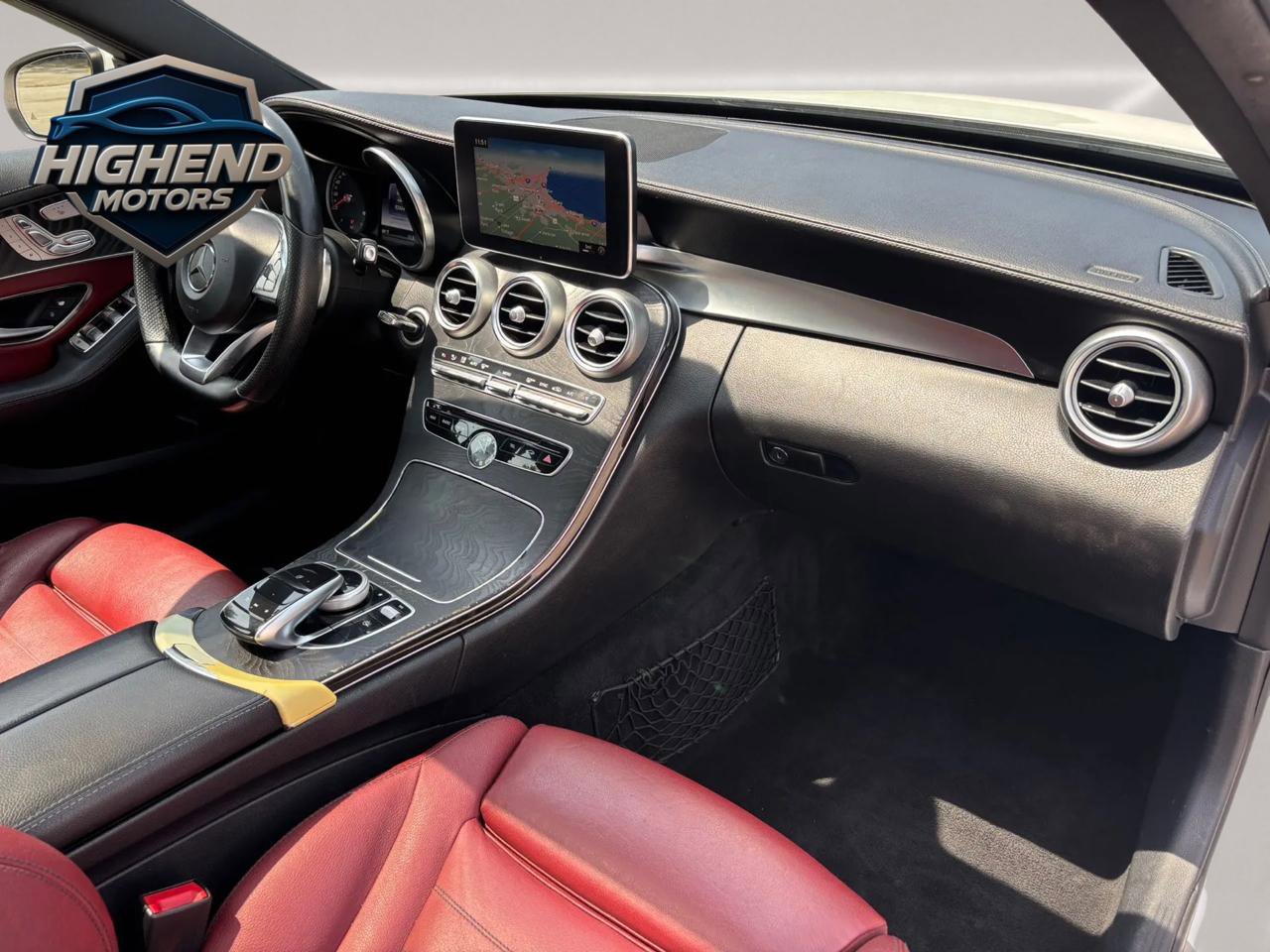 Used 2017 Mercedes-Benz C 300 Sedan image 24