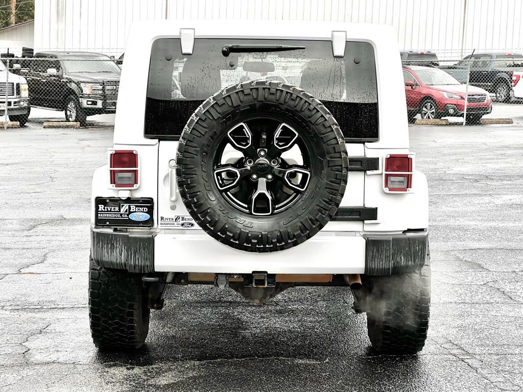 Used 2018 Jeep Wrangler Unlimited Sahara image 4