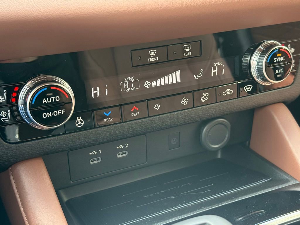 New 2026 Mitsubishi Outlander SEL AWD/4WD image 16